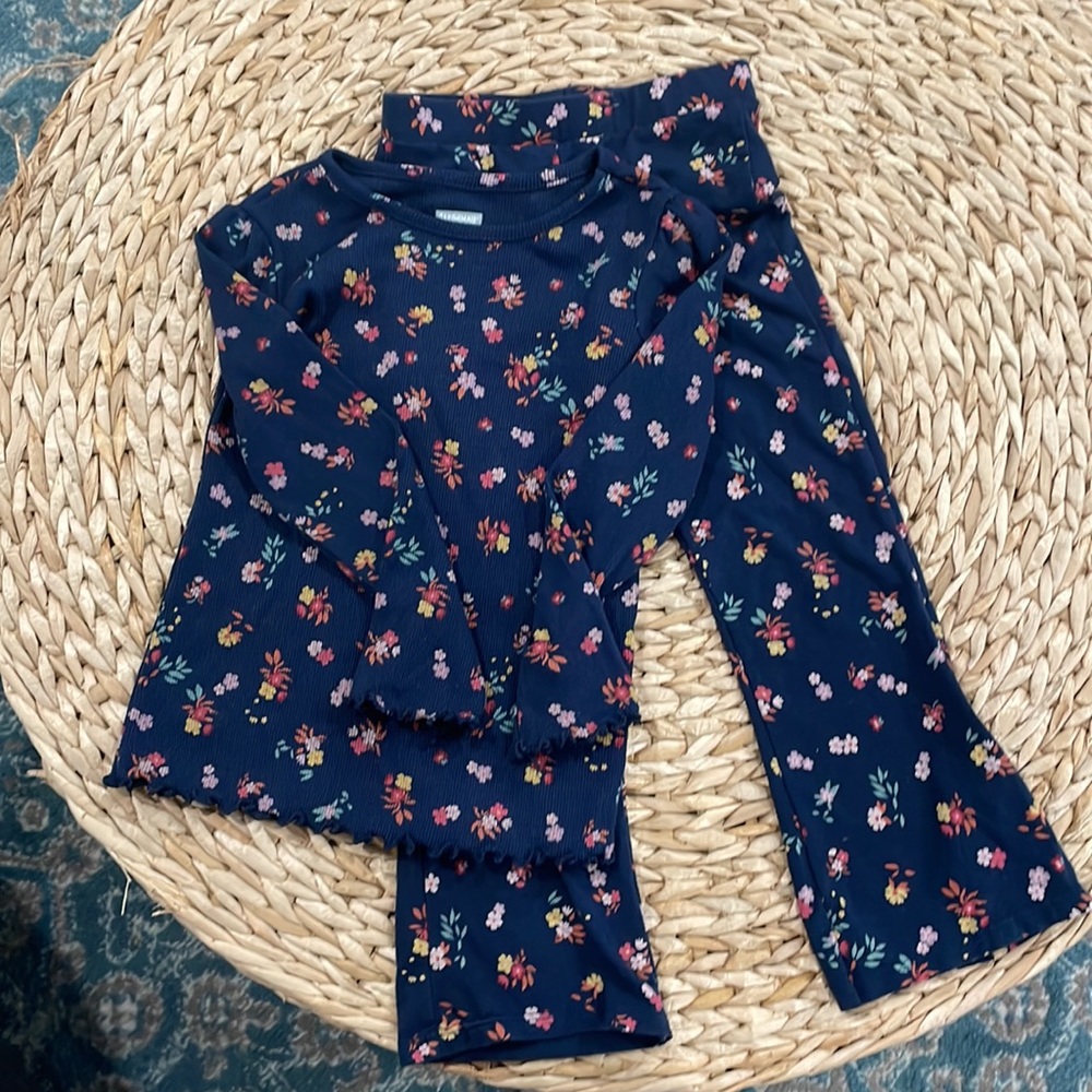 Girls fall matching outfit
